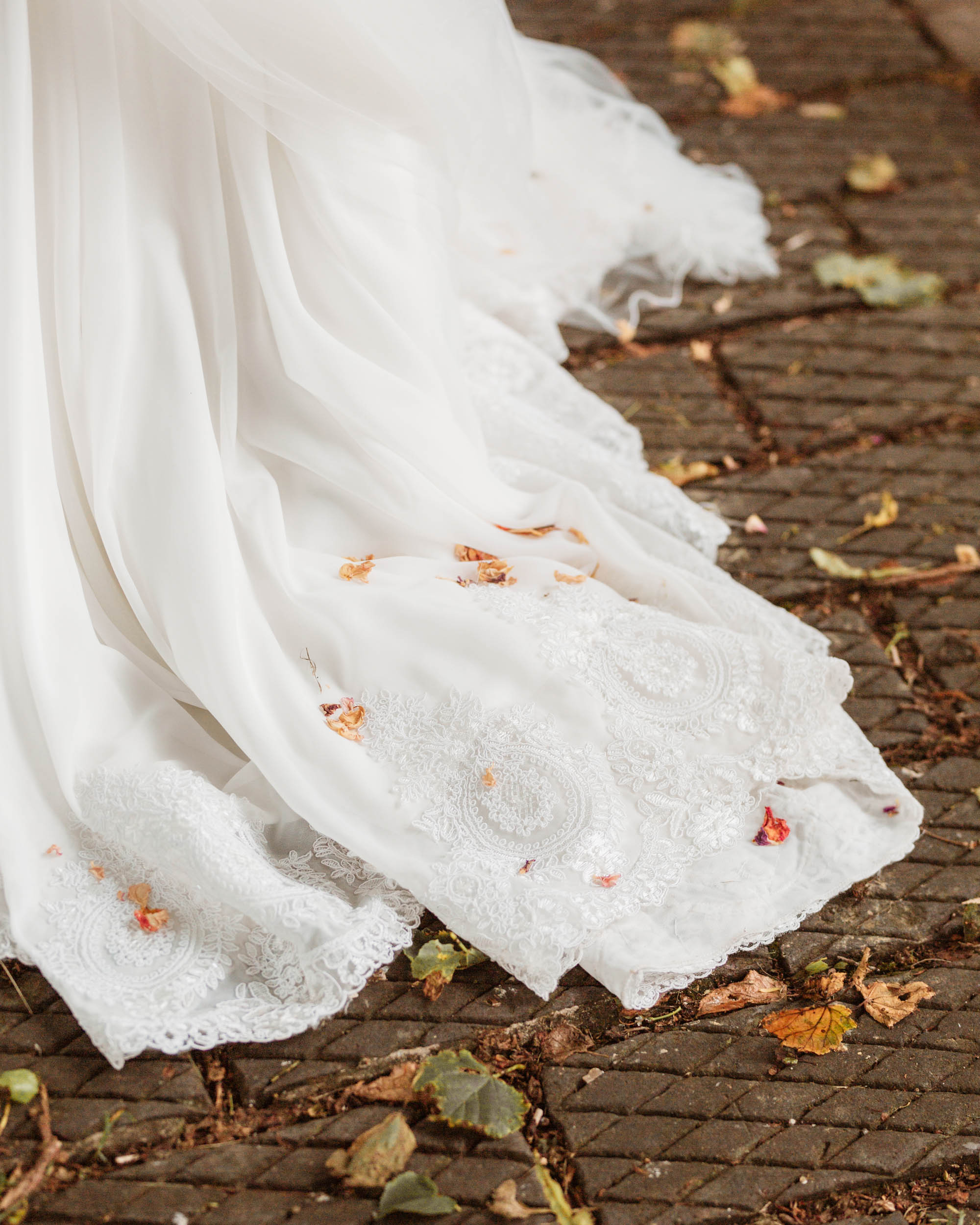 Ethical wedding photographer in Hampshire, Sarah Hoyle Photography